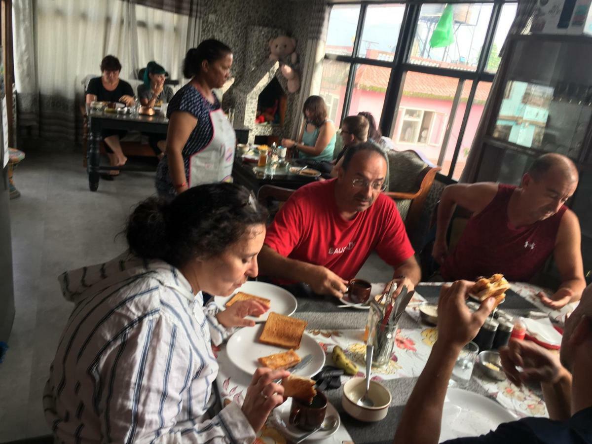 Bnb Royal Tourist House Katmandu Eksteriør bilde